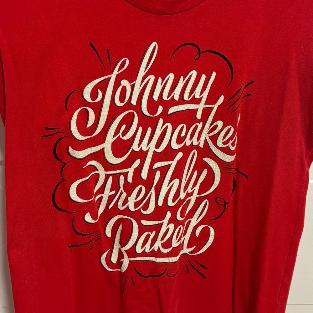 Johnny Cupcakes Freshly Baked Tee - Small